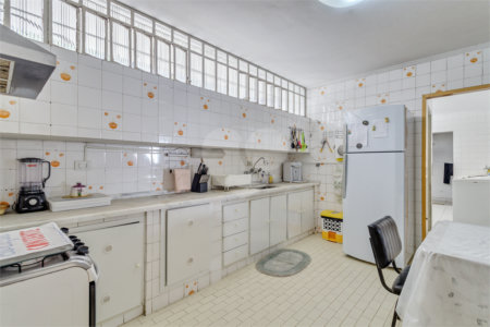 Sobrado à venda com 3 quartos, sendo 1 suíte, em Chácara Flora, São Paulo, SP