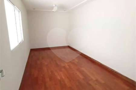Casa à venda com 3 suítes no condomínio Solares Vila Europa, São Paulo - SP