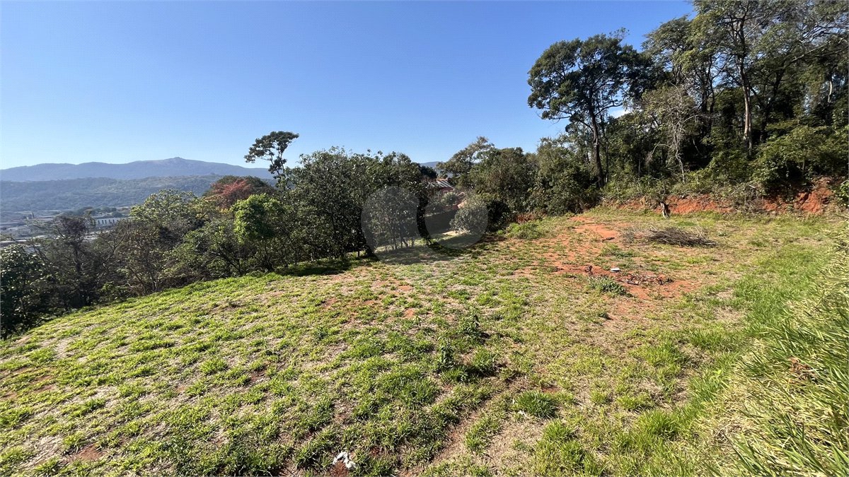 Terreno a Venda com 1000m2 no Jd Estancia Brasil em Atibaia