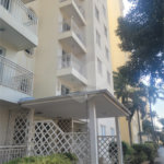Indaiatuba - Venda - Apartamento no Condomínio Portal das Flores com 64 m², 3 dorms, sendo 2 com armários planejados, , WC social, cozinha planejada e totalmente integrada com a lavanderia, varanda, , 02 vagas de garagem. Excelente localização, a poucos metros do Shopping Polo, mercados, padaria,