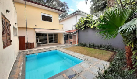 Sobrado à venda ou para alugar com 3 quartos, sendo 2 suítes,  em Brooklin, São Paulo, SP