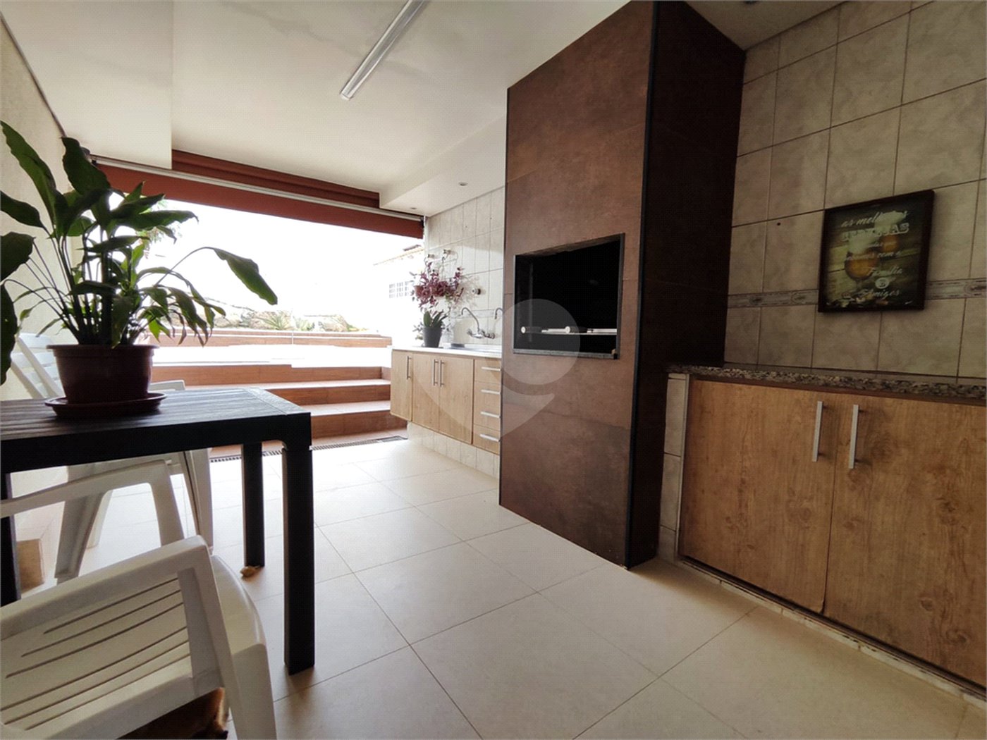 Sobrado à venda com 2 quartos em Jardim Emília, Sorocaba, SP