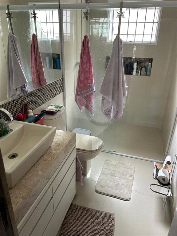 Casa à venda com 2 suítes no condomínio Residencial, Mogi das Cruzes - SP