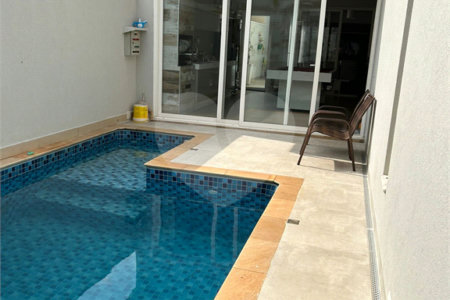 Casa à venda com 3 quartos, sendo 1 suíte, no condomínio Jardim das Acácias, Araraquara - SP