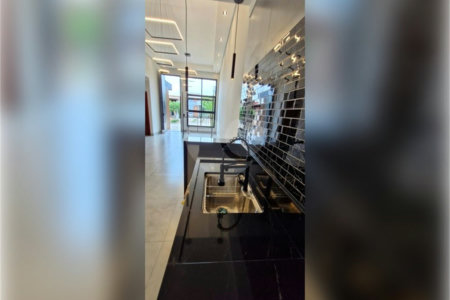Casa à venda com 3 quartos, sendo 1 suíte, no condomínio Horto Florestal Villagio, Sorocaba - SP