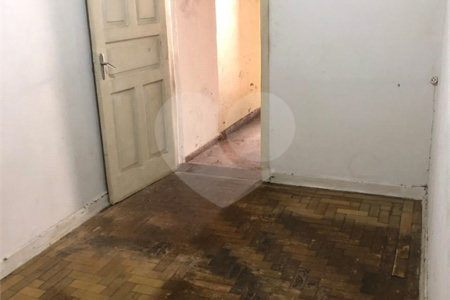 Casa à venda com 4 quartos em Vila Clementino, São Paulo, SP