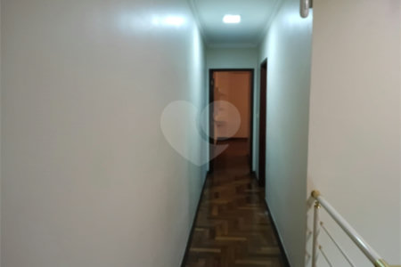 Sobrado à venda com 4 quartos, sendo 1 suíte, em Interlagos, São Paulo, SP