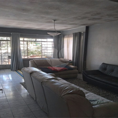 Casa Térrea à venda com 3 quartos em Vila Gustavo, São Paulo, SP