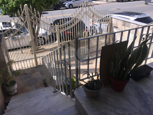 Sobrado à venda ou para alugar com 3 quartos, sendo 1 suíte,  em Anália Franco, São Paulo, SP