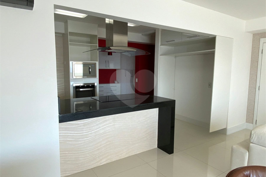 Apartamento à venda com 3 suítes em Aclimação, São Paulo, SP