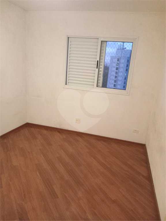Apartamento à venda com 3 quartos, sendo 1 suíte,  em Vila Suzana, São Paulo, SP