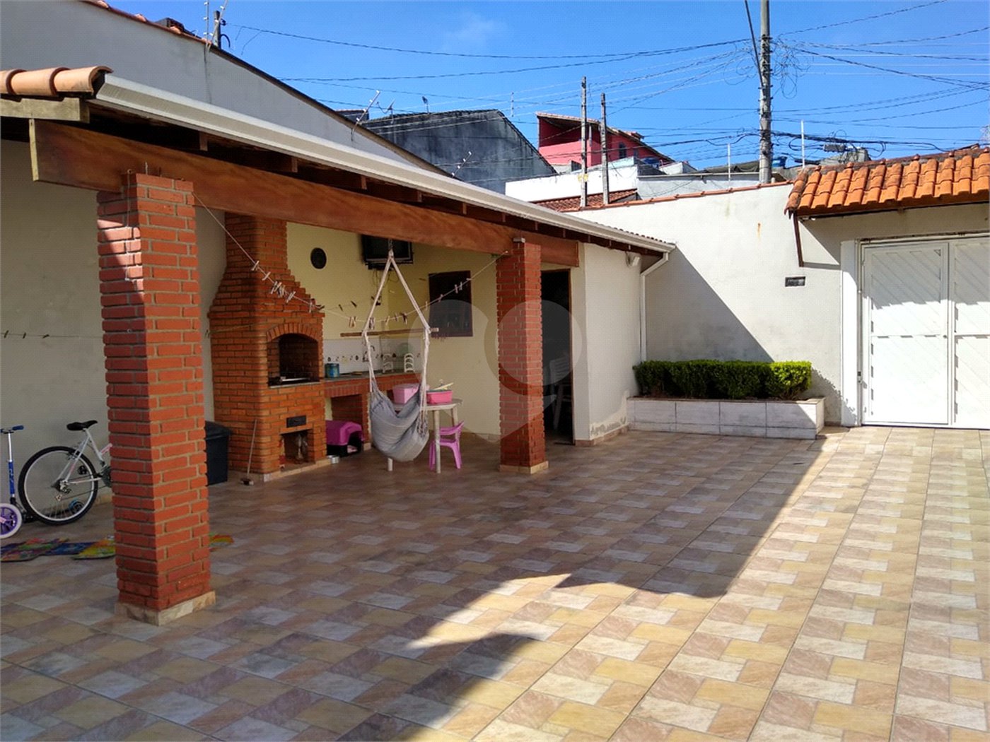 Casa à venda com 4 quartos, sendo 1 suíte,  em Jardim São Francisco, Mogi das Cruzes, SP