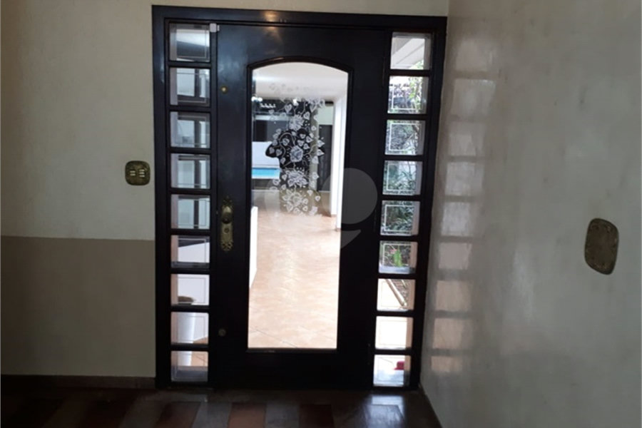 Sobrado à venda com 5 quartos, sendo 3 suítes, em Tremembé, São Paulo, SP