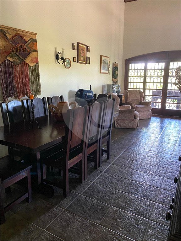 Sítio à venda com 4 quartos, sendo 3 suítes, em Aguas de Igaratá, Igaratá, SP