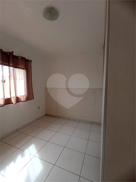 Casa à venda com 3 quartos, sendo 1 suíte, em Residencial Ponta Porã II, Ponta Porã, MS