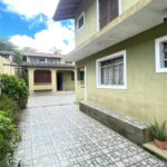 Sobrado à venda com 5 quartos em Pununduva, Cotia, SP
