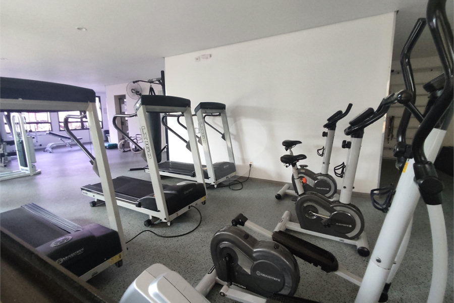 Apartamento para alugar com 4 quartos, sendo 1 suíte,  em Santana, São Paulo, SP