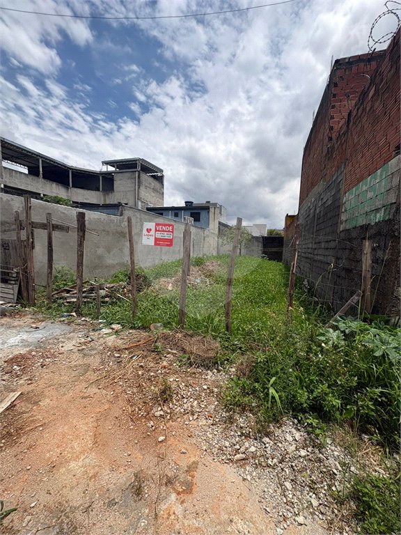 Terreno à venda em Jardim Quaresmeira II, Suzano, SP