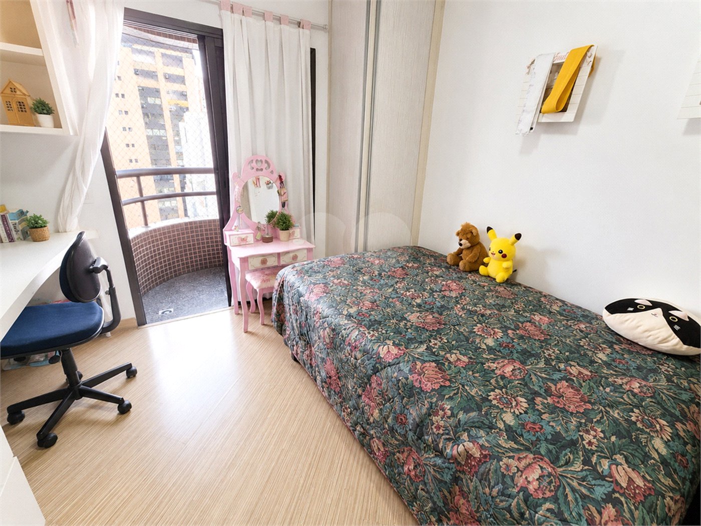 Apartamento à venda com 4 quartos, sendo 3 suítes, em Perdizes, São Paulo, SP