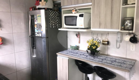 Casa à venda com 2 quartos no condomínio Dona Floriza, São Paulo - SP