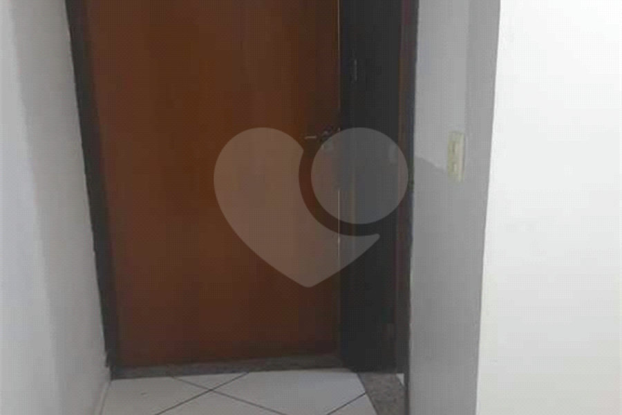 Sobrado à venda com 3 quartos, sendo 1 suíte, em Jardim Virginia Bianca, São Paulo, SP