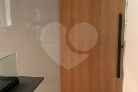 Sobrado à venda com 3 quartos, sendo 1 suíte,  em Mogi Moderno, Mogi das Cruzes, SP