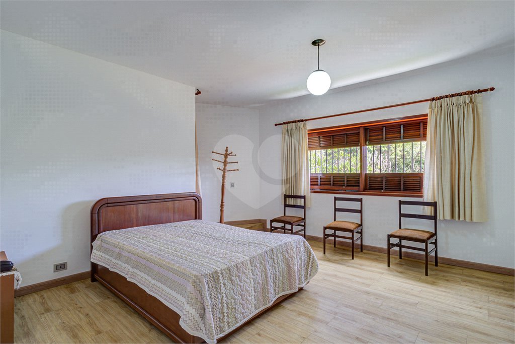 Casa à venda com 3 suítes em Interlagos, São Paulo, SP