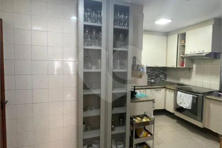 Apartamento à venda com 3 quartos, sendo 1 suíte, em Chácara Inglesa, São Paulo, SP