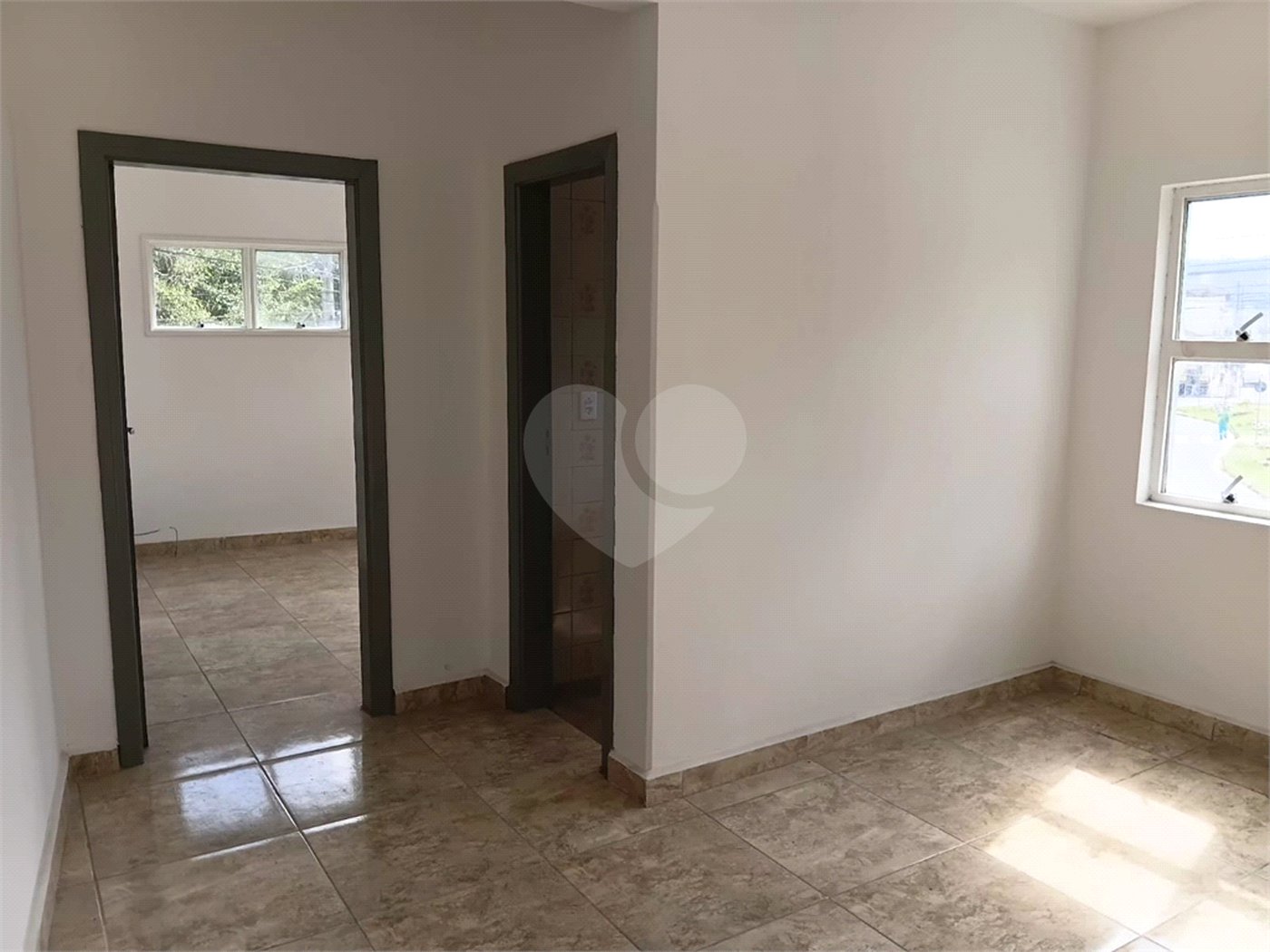 Sala à venda ou para alugar no Centro, São Roque, SP
