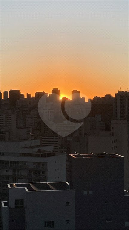 Apartamento à venda com 2 quartos, sendo 1 suíte, em Santa Efigênia, São Paulo, SP