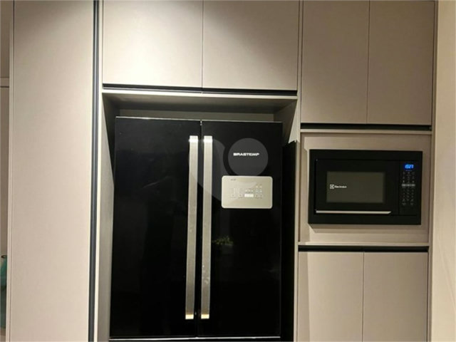 Sobrado à venda com 4 quartos, sendo 3 suítes,  em Tremembé, São Paulo, SP