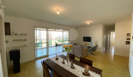 Apartamento à venda com 3 suítes em Chácara Santo Antônio, São Paulo, SP
