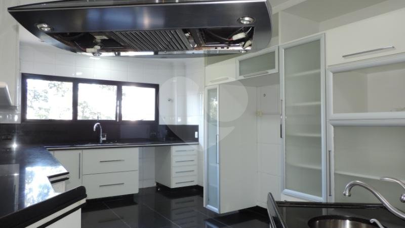 Apartamento à venda com 3 suítes em Jardim Marajoara, São Paulo, SP