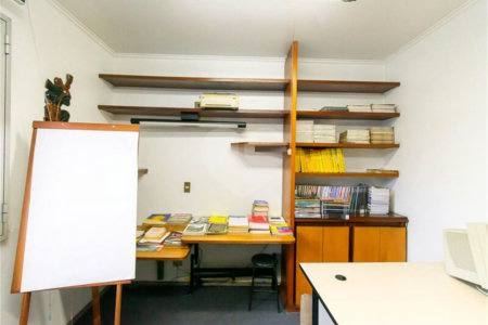 Casa à venda com 8 quartos, sendo 2 suítes, em Indianópolis, São Paulo, SP