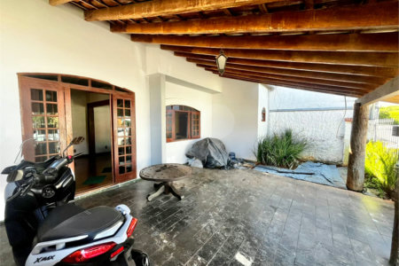 Casa à venda com 3 quartos, sendo 1 suíte, no Centro, Itapetininga, SP