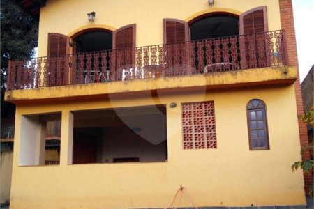 Casa à venda com 4 quartos, sendo 2 suítes, em Jardim Paulista, Atibaia, SP