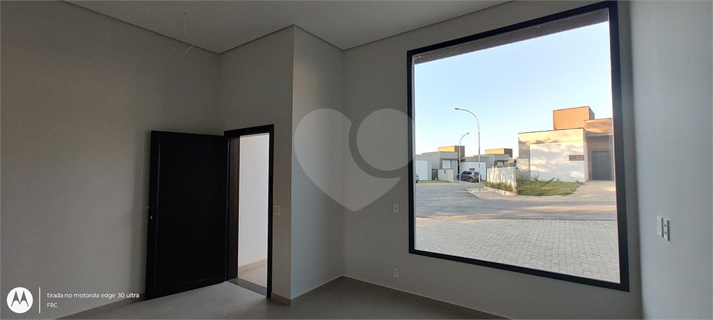 Casa à venda com 3 suítes no condomínio Reserva Ybyra, Atibaia - SP