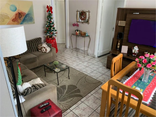 Sobrado à venda com 2 quartos em Santana, São Paulo, SP