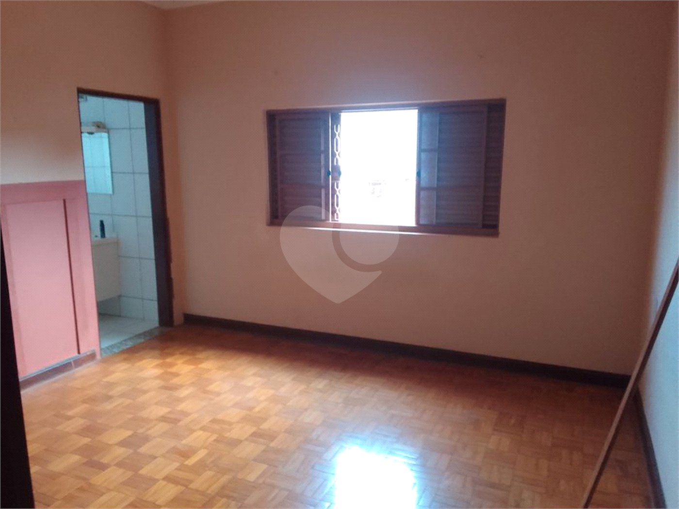Casa à venda com 3 quartos, sendo 1 suíte, em Vila Progresso, Araraquara, SP