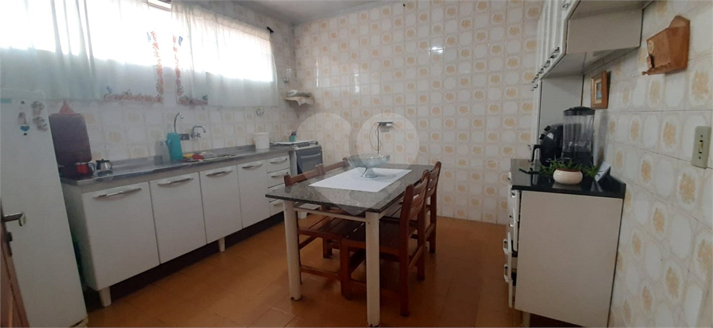 Sobrado à venda com 2 quartos em Tremembé, São Paulo, SP