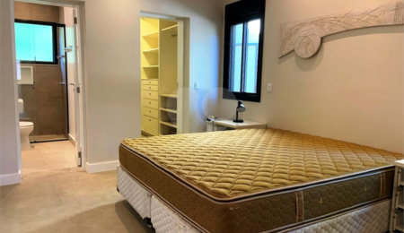 Casa à venda ou para alugar com 3 suítes em Tanque, Atibaia, SP