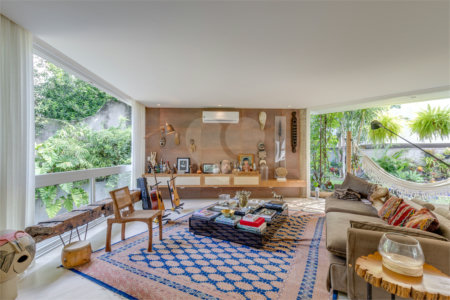 Casa à venda com 4 suítes no condomínio Residencial Canumã, São Paulo - SP