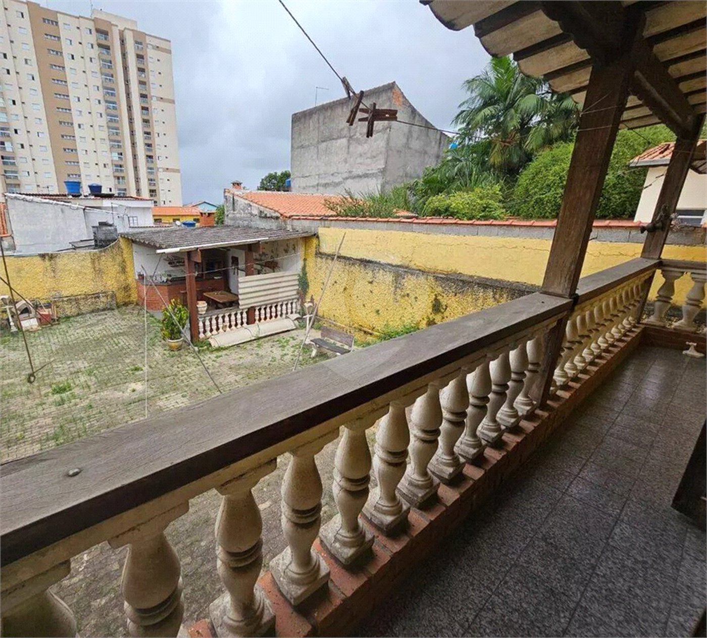 Casa Térrea à venda com 3 quartos, sendo 1 suíte, no Centro, Poá, SP
