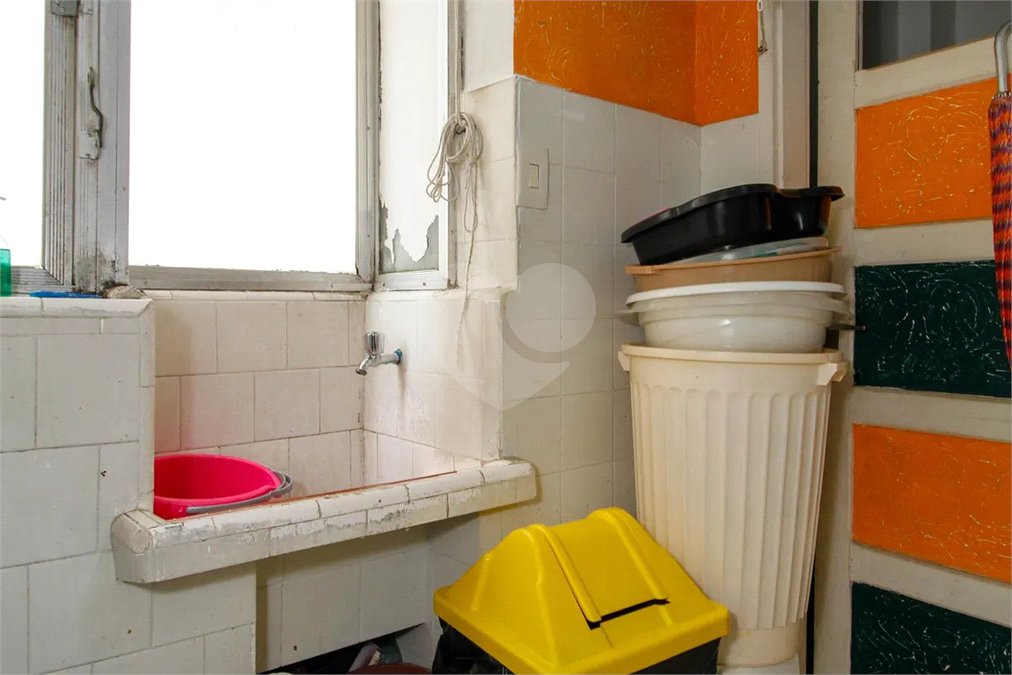 Apartamento à venda com 2 quartos, sendo 1 suíte, em Pinheiros, São Paulo, SP