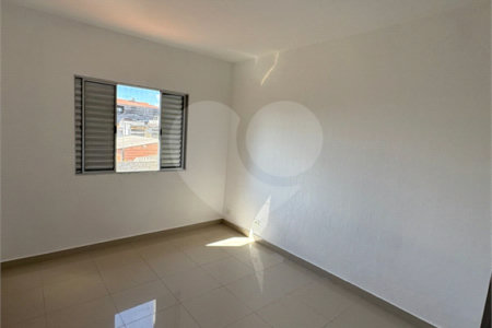 Sobrado à venda com 2 quartos em Jardim Monte Cristo, Suzano, SP