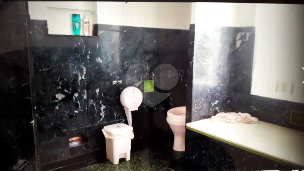 Sobrado à venda com 4 quartos, sendo 2 suítes,  em Alto da Lapa, São Paulo, SP