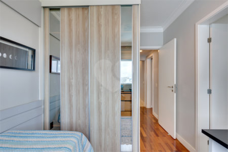 Apartamento à venda com 3 suítes em Santo Amaro, São Paulo, SP