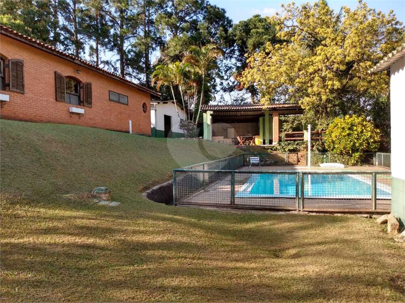 Chácara à venda com 4 quartos em Brigadeiro Tobias, Sorocaba, SP