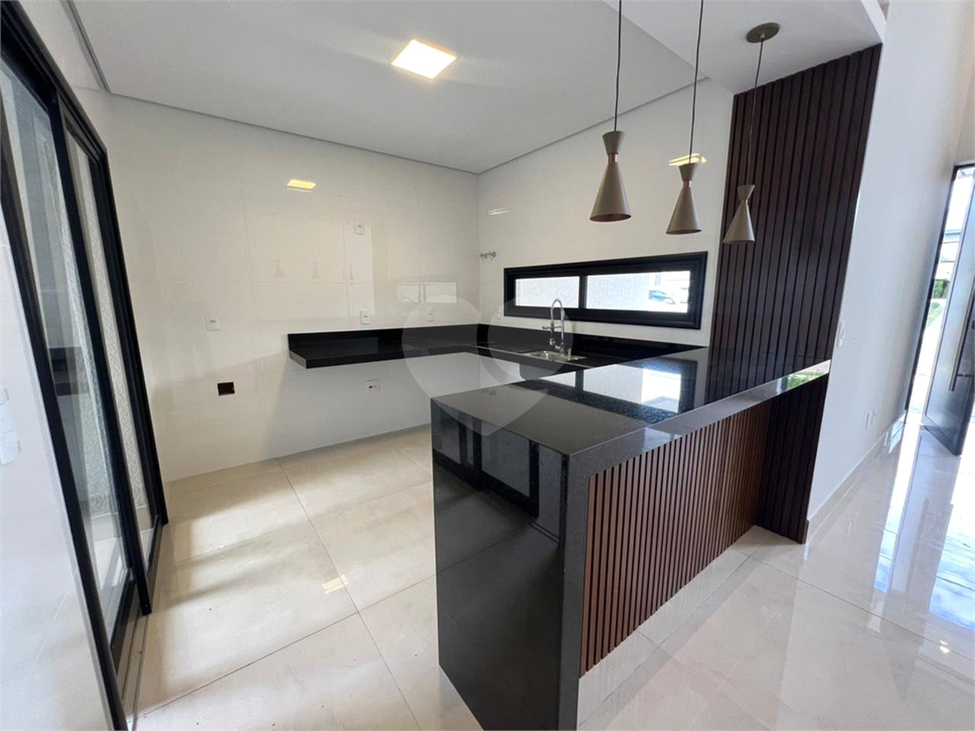 Casa à venda com 3 quartos, sendo 1 suíte,  em Jardim Residencial Villagio Ipanema I, Sorocaba, SP
