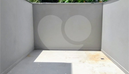 Sobrado à venda com 3 quartos, sendo 1 suíte,  em Vila Granada, São Paulo, SP